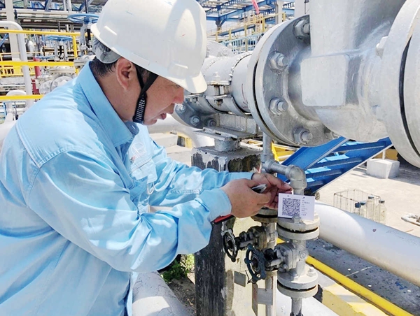 ACFM技術(shù)對小接管檢測實(shí)驗(yàn)